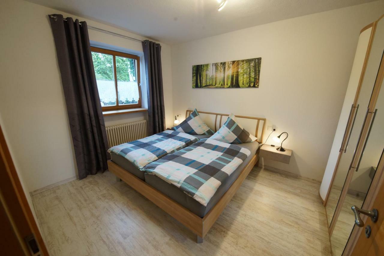 Idyll Im Gruenen Apartment บาดอเล็กซานเดอร์สบาด ภายนอก รูปภาพ